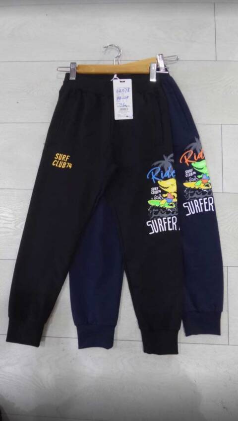 Spodnie dresowe chłopięce 1430 Mix Kolor 98-128 1