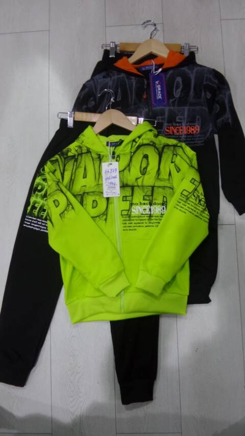 Komplet chłopięcy 1452 Mix Kolor 116-146