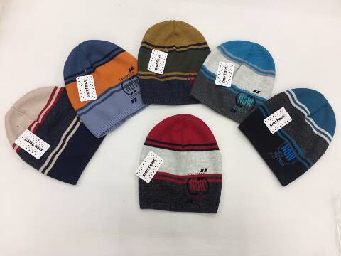 Czapka chłopięca 2085 Mix kolor Standard