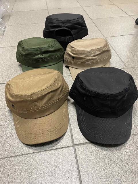 Czapki męskie 2489 Mix kolor Standard