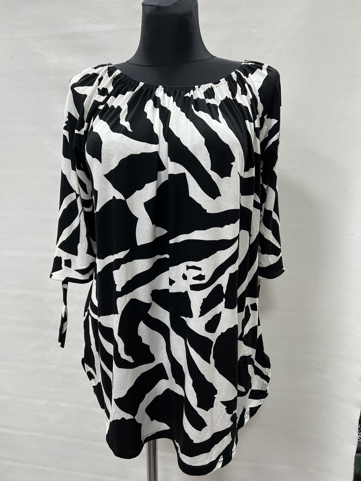 Bluzka damskie 2995 1 Kolor 48-54 ( towar polskie ) 1