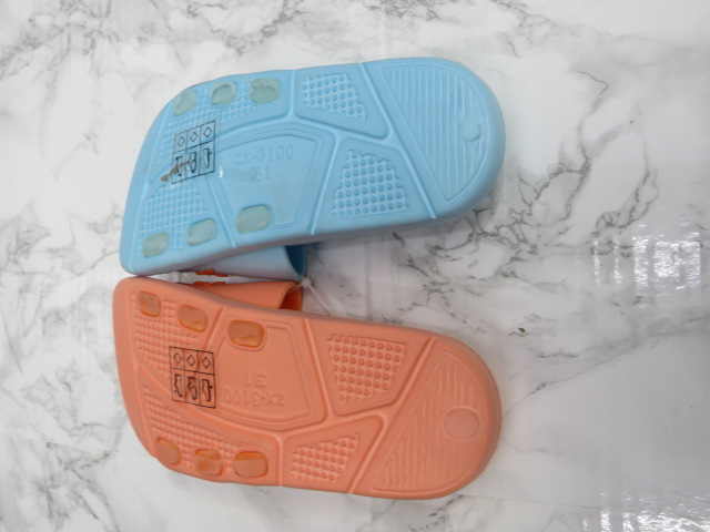 Klapki Dziecięce YX-82 MIX BLUE-PINK-CORAL-GREEN-ROYAL 30/35 2