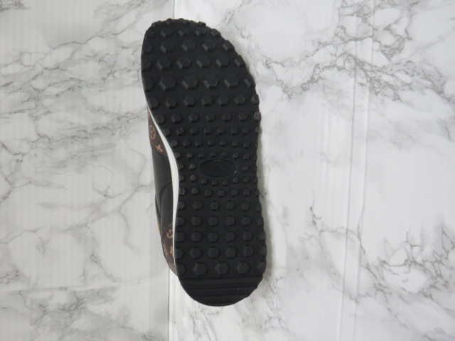 Sportowe Damskie 19257-1 JEDEN 36-41 2