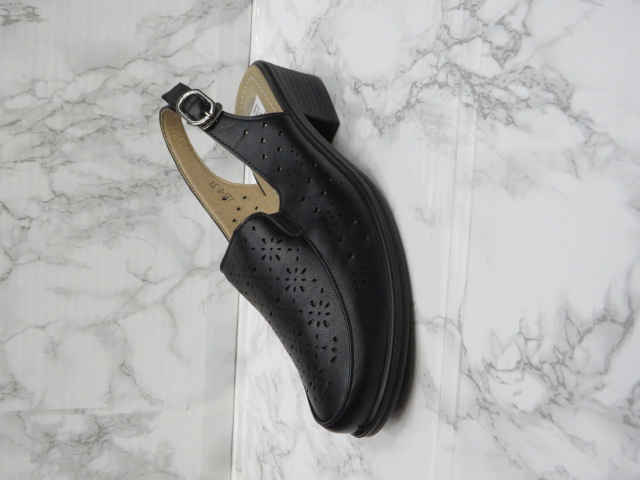 Klapki Damskie J35-8 BLACK 37-42