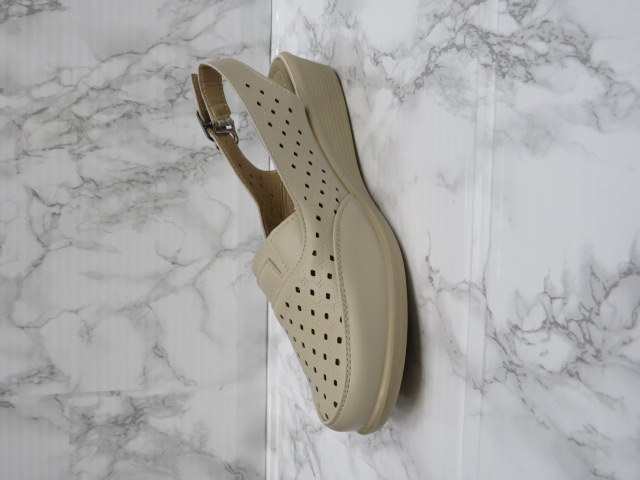 Półbuty Damskie J33-1 BE 37-42 1