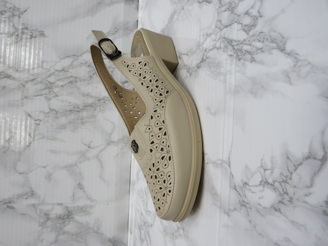 Klapki Damskie J35-7 BE 37-42