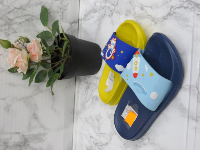 Kapcie Dziecięce YX-81 MIX 24/29 1