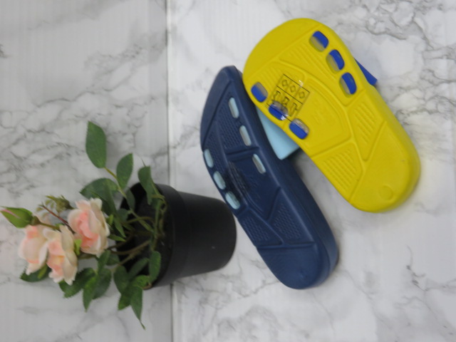 Kapcie Dziecięce YX-81 MIX 24/29 2