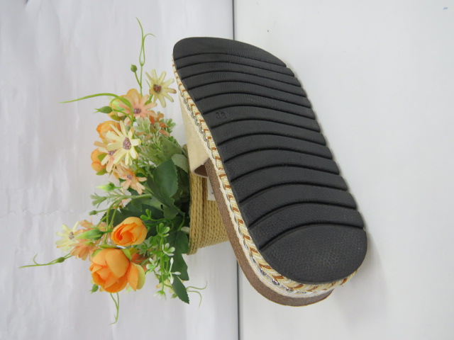 Klapki Damskie 055-137 BEIGE 36-41 2