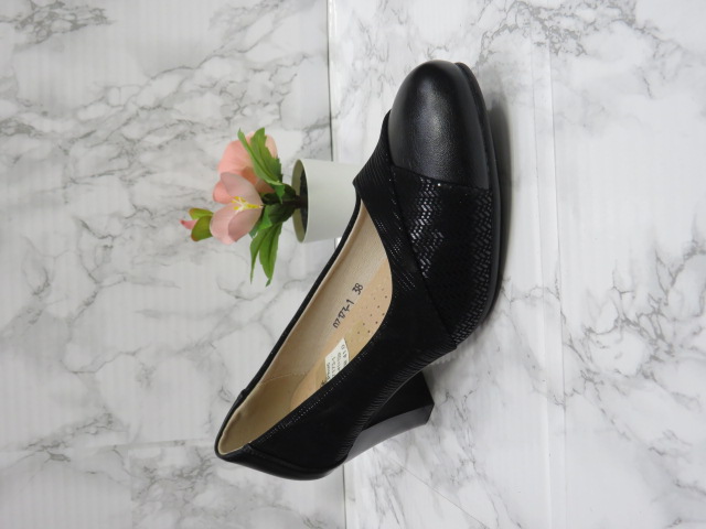 Czółenka damskie Q7173-1 JEDEN 36-41