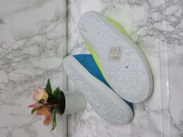 Trampki Dziecięce 307B JEDEN 24-29 2