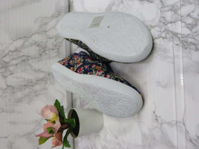 Trampki Dziecięce 351C JEDEN 30-35 2