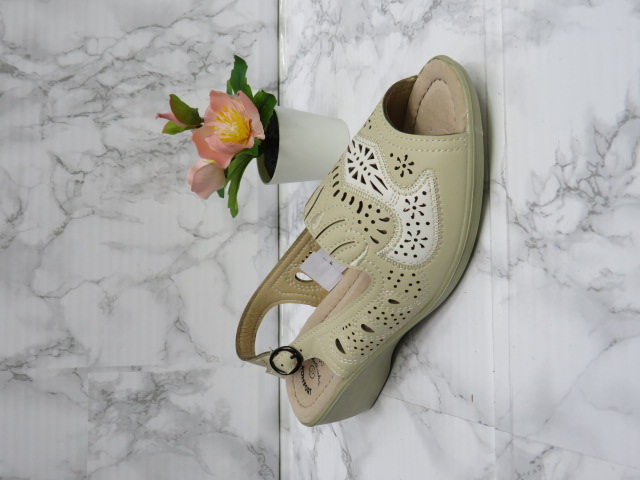 Sandały damskie M827 BEIGE 36-41