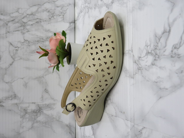 Sandały damskie M825 BEIGE 36-41