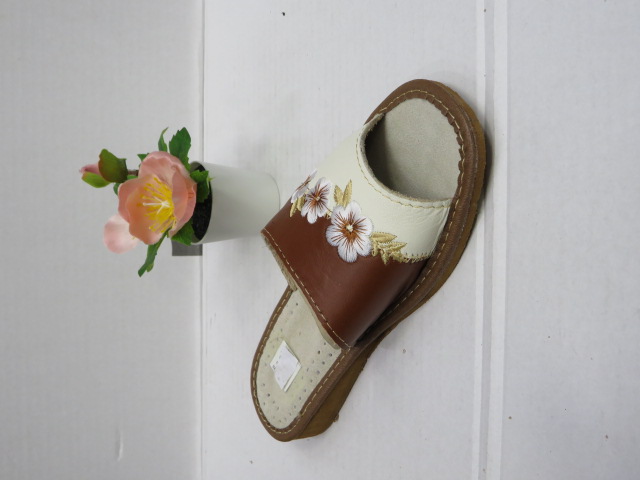 Klapki Damskie SD-126 A JEDEN 37-41 1