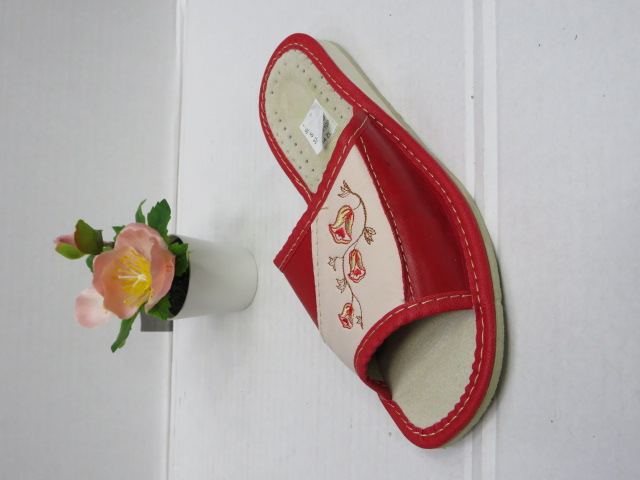 Klapki Damskie SD-100 D JEDEN 37-41