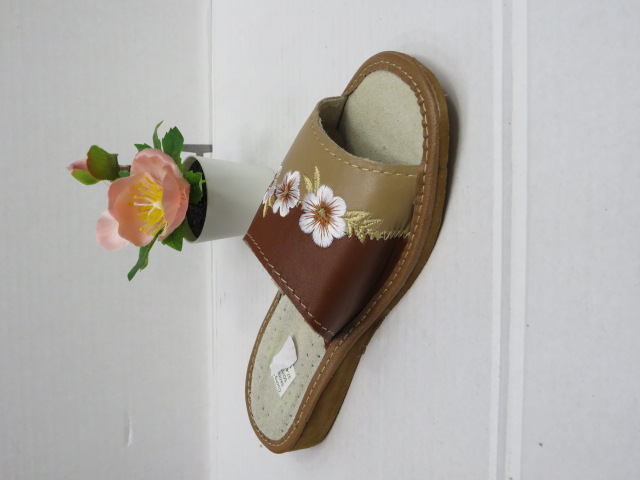 Klapki Damskie SD-125 B JEDEN 37-41 1