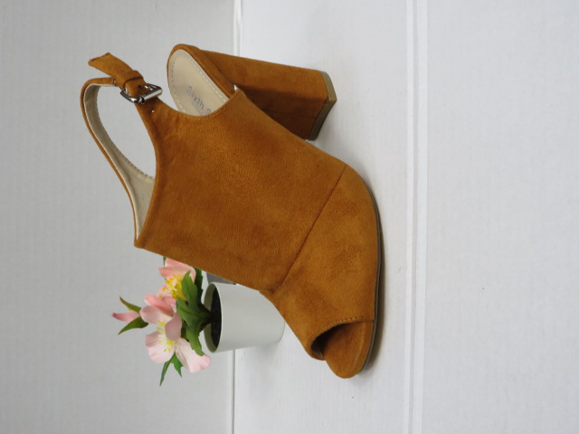 Czółenka damskie C-06 CAMEL 36/41