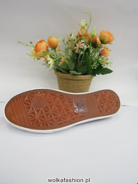 Trampki damskie 8A07 WINE 36-41 2