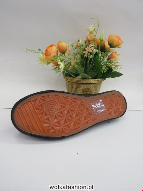 Trampki damskie 8A07 ALL BLACK 36-41 2