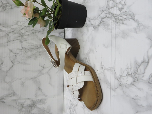 Klapki damskie SK102 WHITE 36-41 1