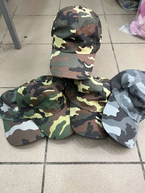 Czapki męskie 8352 Mix kolor Standard 1