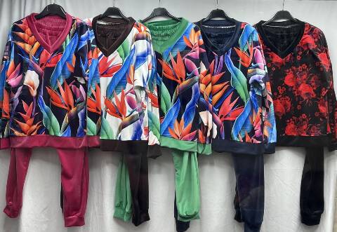 Komplet damskie 8490 Mix kolor Standard (towar polskie)