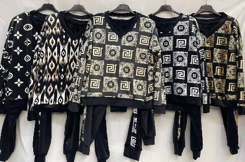 Komplet damskie 8497 Mix kolor Standard (towar polskie)