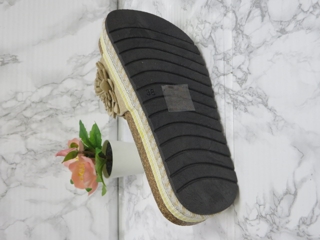 Klapki Damskie TZ136-2 JEDEN 36-41 2