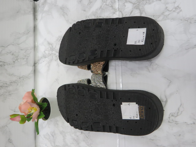 Klapki Damskie 1862 BLACK/WHITE/GOLD 36-41 1