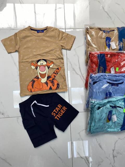 Komplet chłopięcy 3965 1 kolor 5-8 1