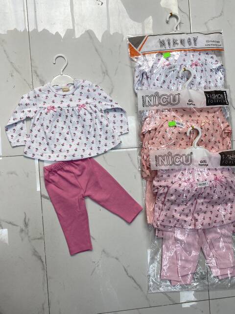 Komplet dziewczęcy 3972 1 kolor 2-5 1