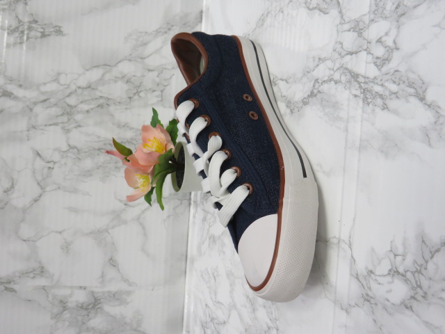 Trampki damskie 8245-3 JEDEN 36-41 1