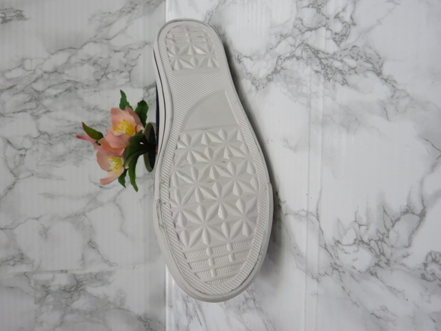 Trampki damskie 8245-3 JEDEN 36-41 2