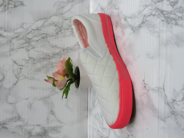 Półbuty Damskie 8235-2 JEDEN 36-41 1