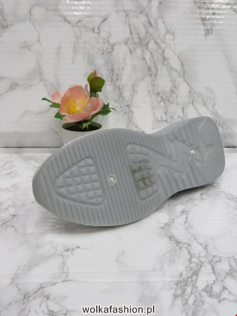 Sportowe Damskie 570 WHITE 36-41 2
