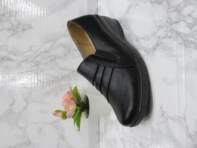 Półbuty Damskie LM6807-1 JEDEN 36-42