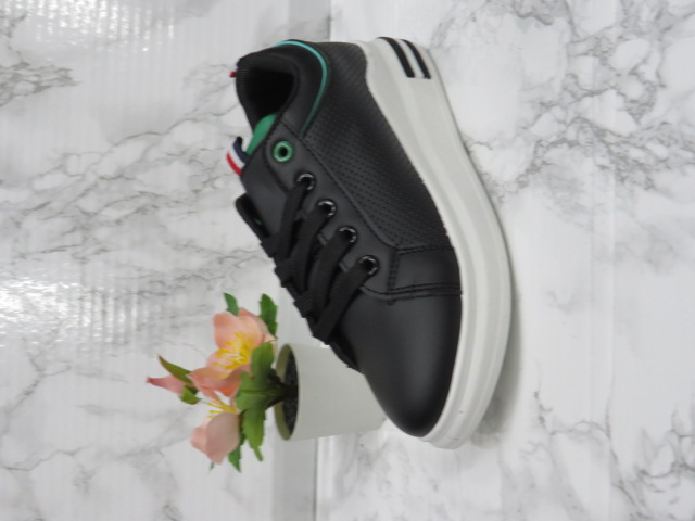 Buty Sportowe Dziecięce C900 BLACK 30-35