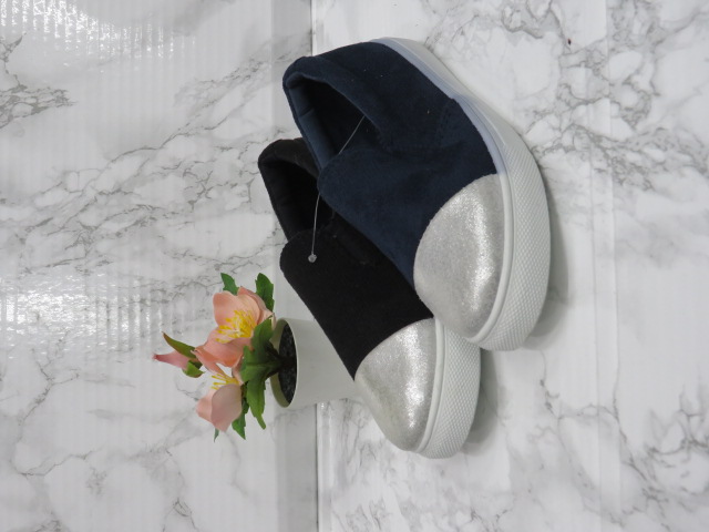 Półbuty Dziecięce 472C JEDEN 30-35