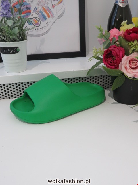 Klapki Damskie DM600 GREEN 36-41