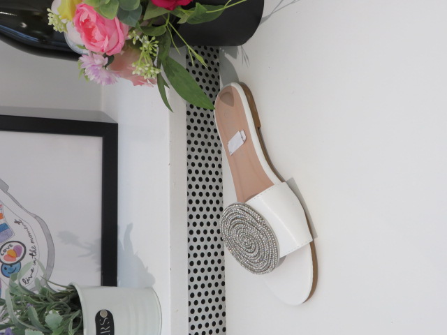 Klapki Damskie BQB7667 WHITE 36-41 1