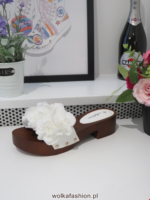 Klapki Damskie MS9050 WHITE 36-41