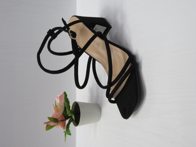 Czółenka damskie V7-86 BLACK 36-41