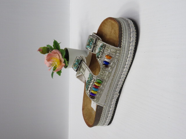 Klapki Damskie X-19 WHITE 36-41 1