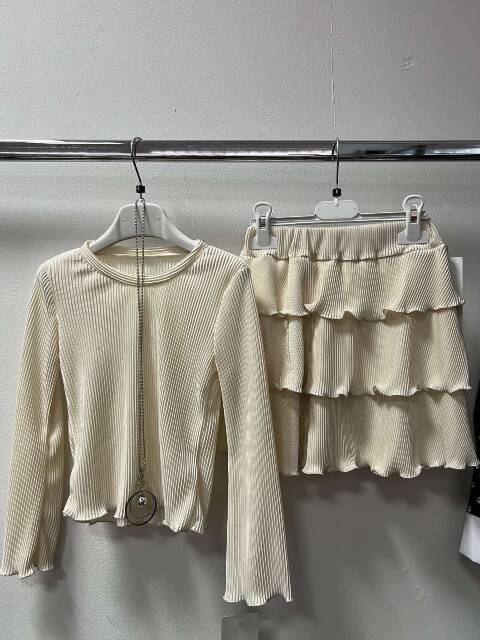 Komplet dziewczęca 1771 1 Kolor 4-14 1