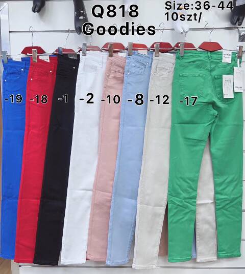 Jeansy damskie Q818 1 Kolor 36-44 1