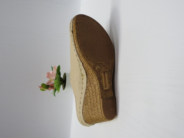 Czółenka damskie 7AA223 BEIGE 36-41 2
