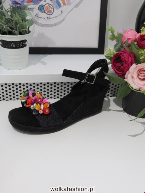 Czółenka damskie C054 BLACK 36-41