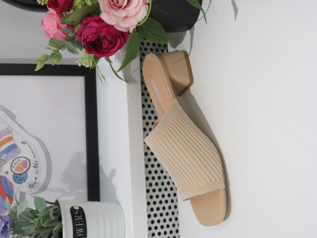 Czółenka damskie UC84 BEIGE 36-41 1