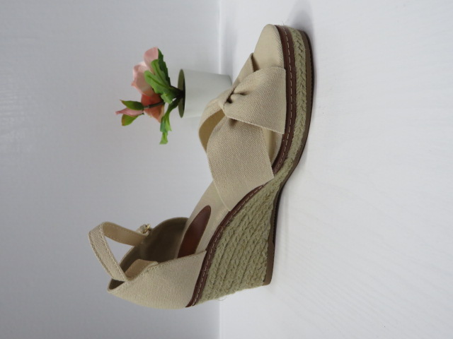 Czółenka damskie LE-558 BEIGE 36-41 1